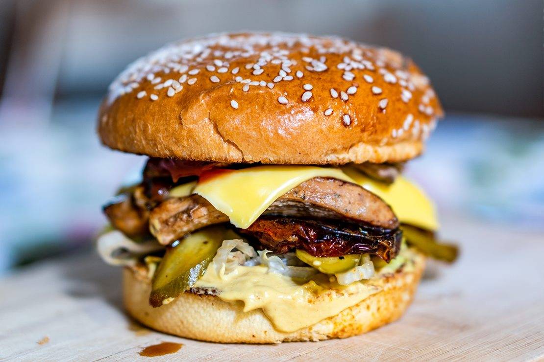 Fibre Vegan Asian Style Portobello Mushroom Burger 