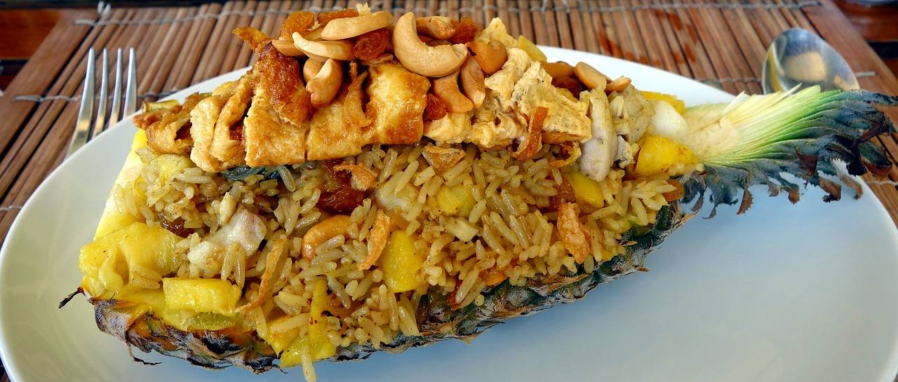 Fibre Takeout Thai Pineapple Fried Rice with Cashews